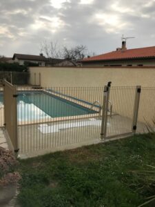 3 clôture piscine décorella beige champagne