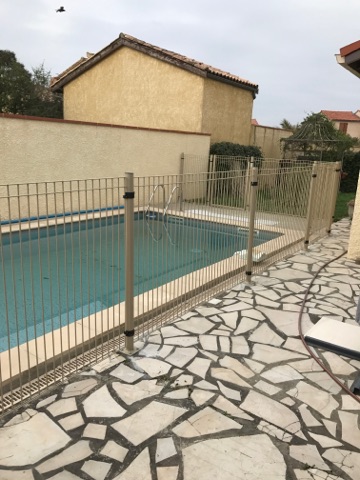 clôture Piscine à barreaudage